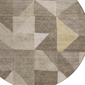 HomeRoots 8' Khaki & Taupe Round Geometric Washable Area Rug - Durable, Stylish & Perfect for Indoor/Outdoor Use 689463