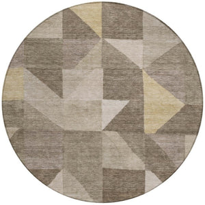 HomeRoots 8' Khaki & Taupe Round Geometric Washable Area Rug - Durable, Stylish & Perfect for Indoor/Outdoor Use 689463