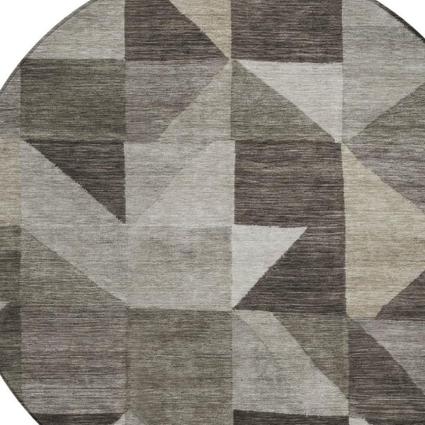 HomeRoots 8' Modern Taupe and Beige Round Geometric Area Rug - Washable, Stylish, Ideal for Indoor & Outdoor Use 689475