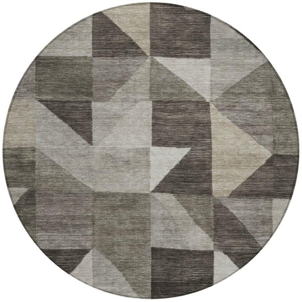 HomeRoots 8' Modern Taupe and Beige Round Geometric Area Rug - Washable, Stylish, Ideal for Indoor & Outdoor Use 689475