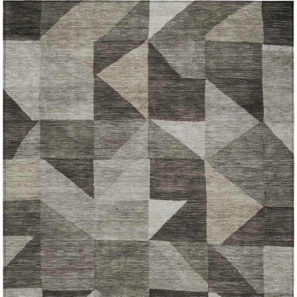 HomeRoots 9' X 12' Taupe & Beige Geometric Rug - Stylish, Washable, Indoor/Outdoor Design for Versatile Spaces 689477