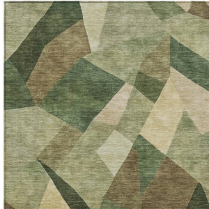 HomeRoots 5' Green and Beige Abstract Area Rug - Washable, Durable, Indoor/Outdoor Perfect for High-Traffic Spaces 689486