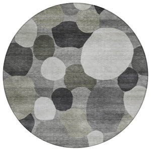 HomeRoots 8' Gray and Silver Round Geometric Area Rug - Stylish, Washable, Durable for Indoor & Outdoor Use 689531