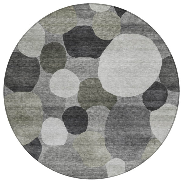 HomeRoots 8' Gray and Silver Round Geometric Area Rug - Stylish, Washable, Durable for Indoor & Outdoor Use 689531