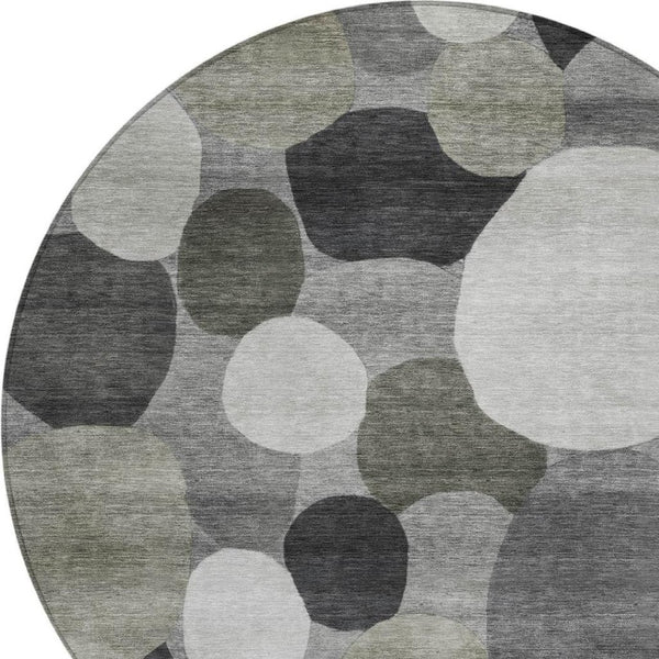HomeRoots 8' Gray and Silver Round Geometric Area Rug - Stylish, Washable, Durable for Indoor & Outdoor Use 689531