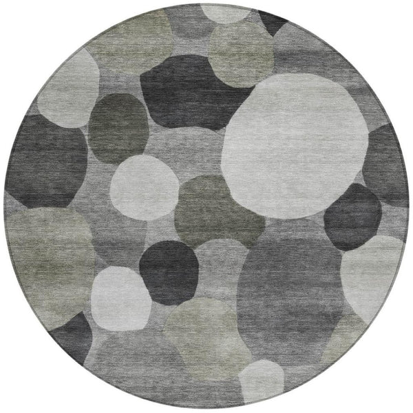HomeRoots 8' Gray and Silver Round Geometric Area Rug - Stylish, Washable, Durable for Indoor & Outdoor Use 689531