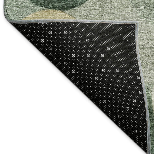 HomeRoots 5' Stylish Green and Beige Geometric Area Rug - Washable Indoor/Outdoor Use, Durable and Versatile! 689536