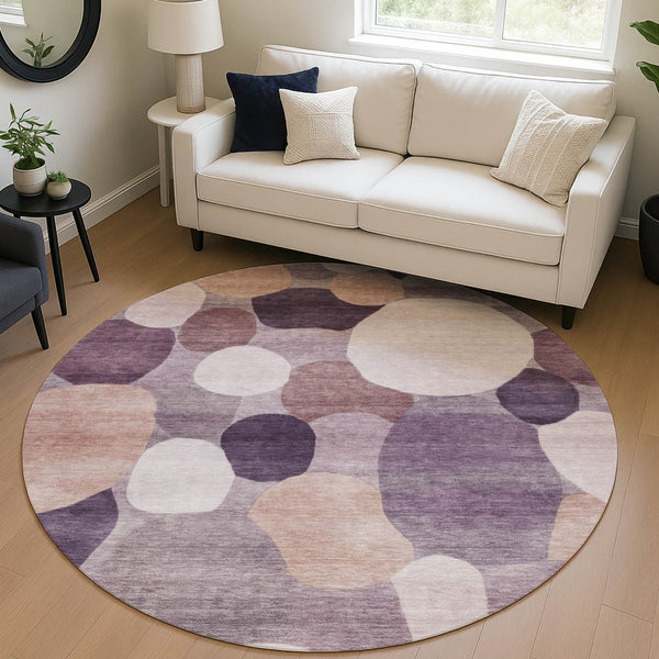 HomeRoots 8' Plum Gray and Ivory Round Geometric Area Rug - Stylish, Washable, Indoor/Outdoor Accent for Any Space 689549