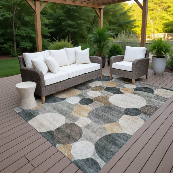HomeRoots 5' X 8' Taupe and Brown Geometric Indoor Outdoor Area Rug - Durable, Washable & Versatile Design! 689560