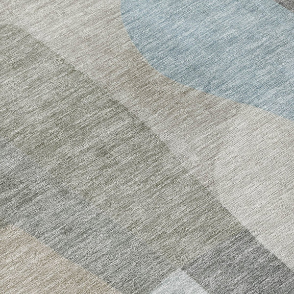 HomeRoots 8' Contemporary Taupe and Blue Round Abstract Washable Rug for Indoor & Outdoor Versatility 689597