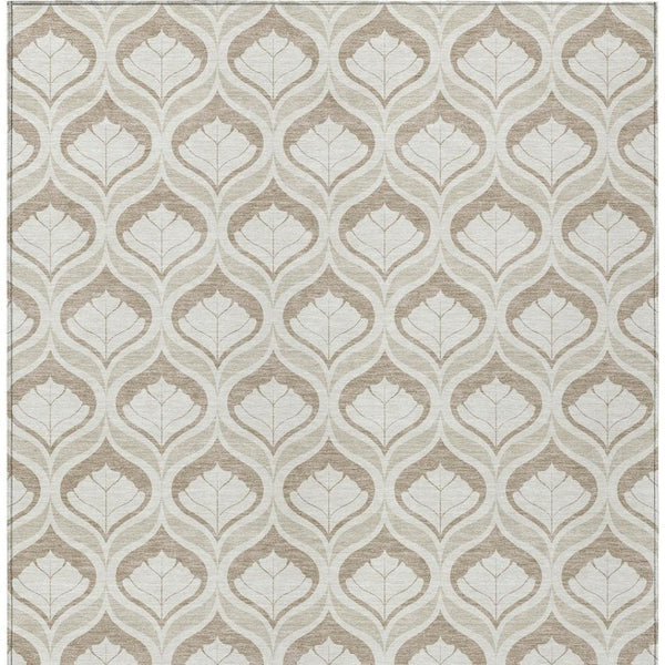 HomeRoots 5' Beige and Taupe Geometric Area Rug - Washable Indoor/Outdoor, Durable, Stylish for Any Space 689716