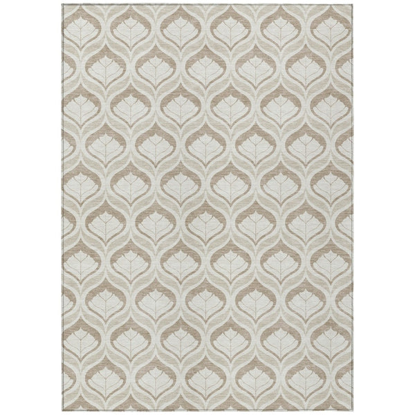 HomeRoots 5' Beige and Taupe Geometric Area Rug - Washable Indoor/Outdoor, Durable, Stylish for Any Space 689716