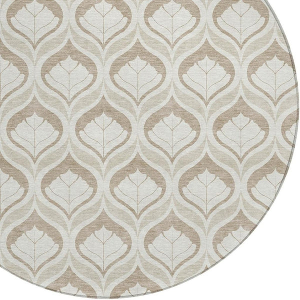 HomeRoots 8' Beige and Taupe Round Geometric Area Rug - Washable, Durable, Indoor/Outdoor, Easy-Care Solution 689717