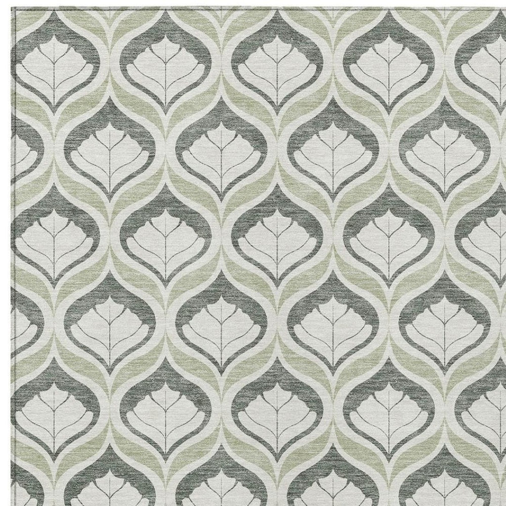 HomeRoots 5' Geometric Lime Green and Beige Indoor Outdoor Area Rug for High-Traffic Spaces, Washable & Durable 689734