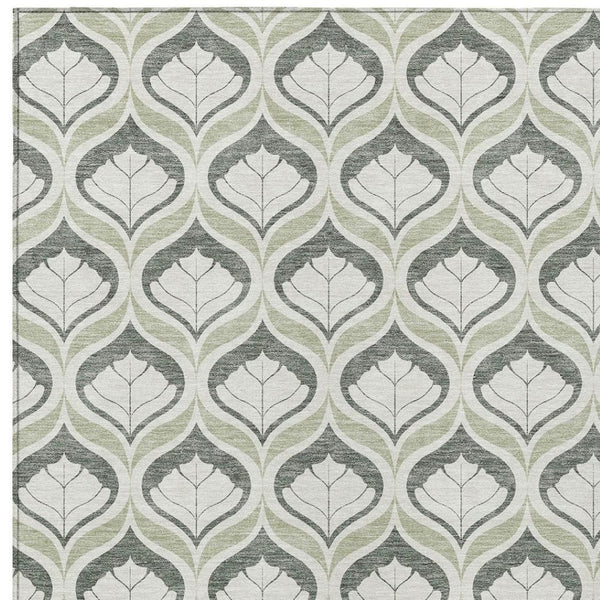 HomeRoots 5' Geometric Lime Green and Beige Indoor Outdoor Area Rug for High-Traffic Spaces, Washable & Durable 689734