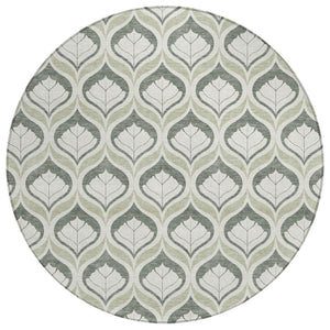 HomeRoots 8' Vibrant Lime Green and Beige Geometric Round Rug - Stylish, Washable for Indoor & Outdoor Use! 689735