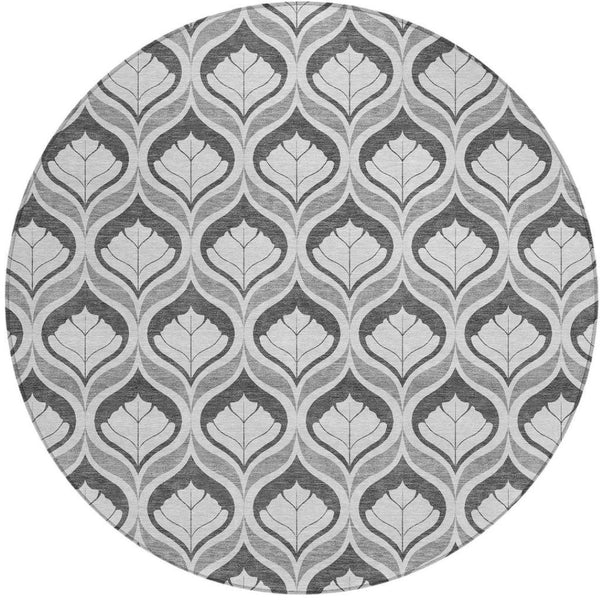 HomeRoots 8' Charcoal & Silver Geometric Washable Round Area Rug - Stylish, Durable & Ideal for Indoor/Outdoor Use 689741
