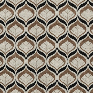 HomeRoots 5' Geometric Chocolate Beige Brown Area Rug – Stylish Washable Indoor/Outdoor Decor for Any Space 689752