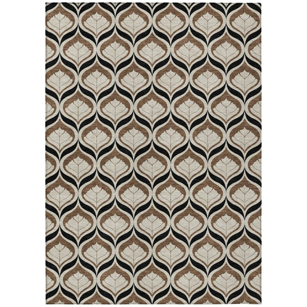 HomeRoots 5' Geometric Chocolate Beige Brown Area Rug – Stylish Washable Indoor/Outdoor Decor for Any Space 689752