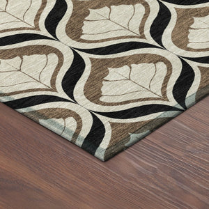 HomeRoots 8' Stylish Chocolate Beige Brown Round Geometric Washable Area Rug for Indoor & Outdoor Use 689753
