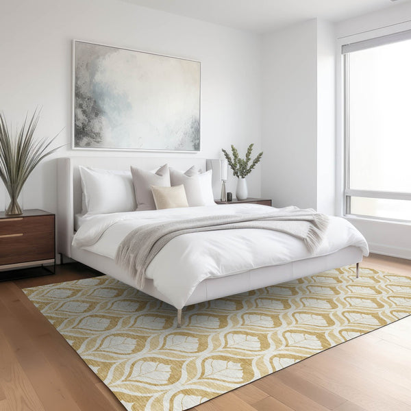 HomeRoots 5' Gold and Ivory Geometric Washable Area Rug - Stylish, Durable, Indoor/Outdoor Design for All Spaces 689758