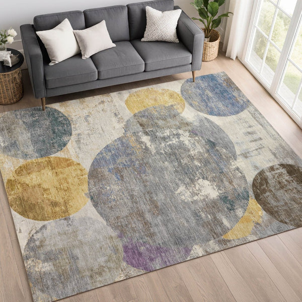 HomeRoots 5' Geometric Indoor Outdoor Area Rug in Gray, Gold & Ivory - Washable, Durable & Stylish for All Spaces 689800