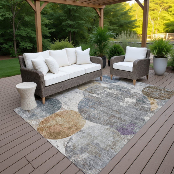HomeRoots 10' X 14' Khaki Gray Geometric Washable Area Rug - Stylish Indoor/Outdoor Design for Modern Spaces 689810