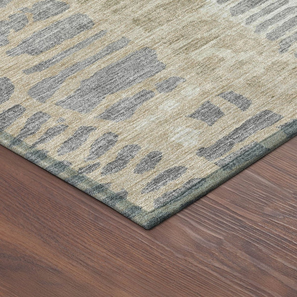 HomeRoots 8' Beige and Gray Round Abstract Washable Area Rug for Indoor and Outdoor Spaces - Durable & Stylish 689825