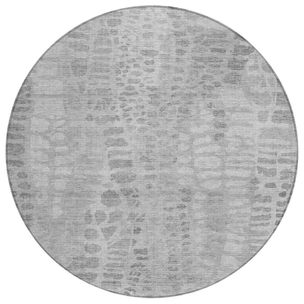 HomeRoots 8' Gray and Silver Round Abstract Area Rug - Stylish, Washable, Durable for Indoor & Outdoor Use 689837