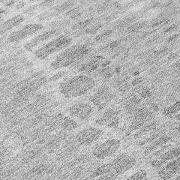 HomeRoots 8' Gray and Silver Round Abstract Area Rug - Stylish, Washable, Durable for Indoor & Outdoor Use 689837