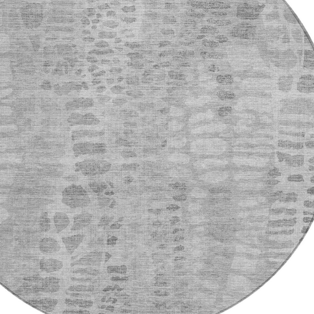 HomeRoots 8' Gray and Silver Round Abstract Area Rug - Stylish, Washable, Durable for Indoor & Outdoor Use 689837