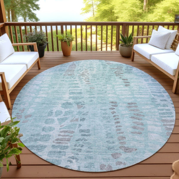 HomeRoots 8' Teal Blue and Gray Round Abstract Area Rug – Modern, Washable, Indoor/Outdoor, Stain-Resistant Design 689849