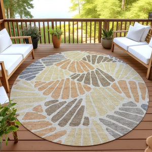 HomeRoots 8' Elegant Floral Round Area Rug in Copper, Gold & Brown – Washable for Indoor & Outdoor Use! 689909