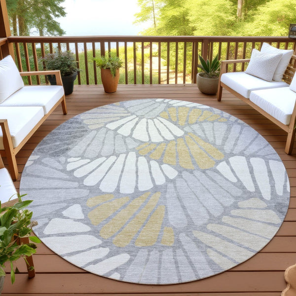 HomeRoots 8' Gray Gold and Ivory Round Floral Washable Area Rug - Durable, Stylish, Indoor/Outdoor Essential! 689915