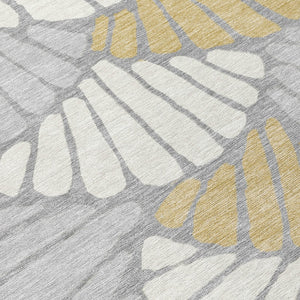 HomeRoots 8' Gray Gold and Ivory Round Floral Washable Area Rug - Durable, Stylish, Indoor/Outdoor Essential! 689915