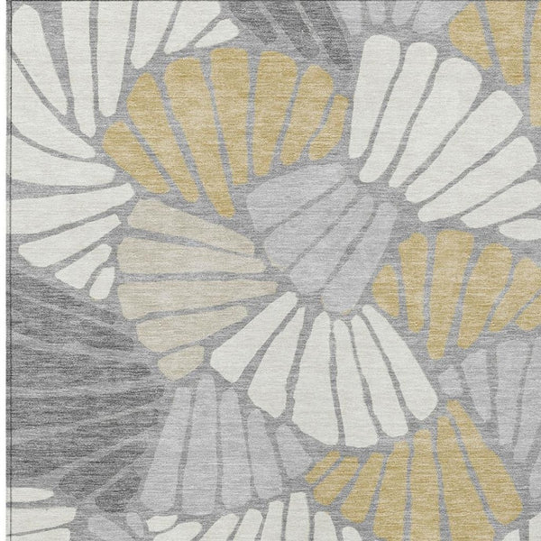 HomeRoots 8' X 10' Gray Gold Ivory Floral Area Rug - Stylish Washable Indoor Outdoor Design for All Spaces 689916