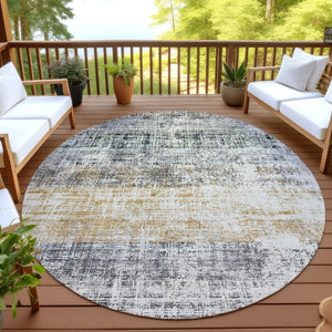 HomeRoots 8' Stylish Gray, Silver & Gold Striped Round Rug - Washable Indoor/Outdoor Area Rug for High-Traffic Spaces 689969