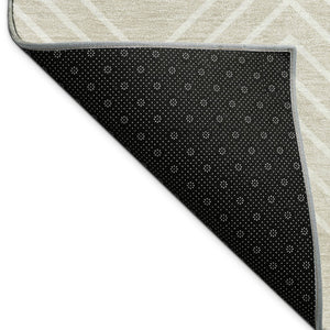 HomeRoots 5' X 8' Beige and Ivory Geometric Area Rug - Stylish, Washable, Durable for Indoor & Outdoor Spaces 690064