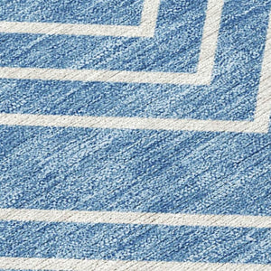 HomeRoots 8' X 10' Blue and Ivory Geometric Washable Area Rug - Stylish, Durable, Indoor/Outdoor Versatility! 690078