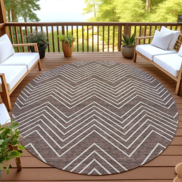 HomeRoots 8' Brown and Ivory Round Geometric Area Rug – Washable, Stylish for Indoor & Outdoor Spaces! 690083