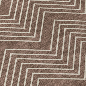 HomeRoots 8' Brown and Ivory Round Geometric Area Rug – Washable, Stylish for Indoor & Outdoor Spaces! 690083