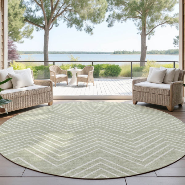 HomeRoots 8' Lime Green and Ivory Round Geometric Area Rug - Stylish, Washable, Durable for Indoor & Outdoor Use! 690089