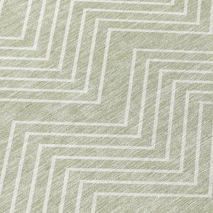 HomeRoots 8' Lime Green and Ivory Round Geometric Area Rug - Stylish, Washable, Durable for Indoor & Outdoor Use! 690089