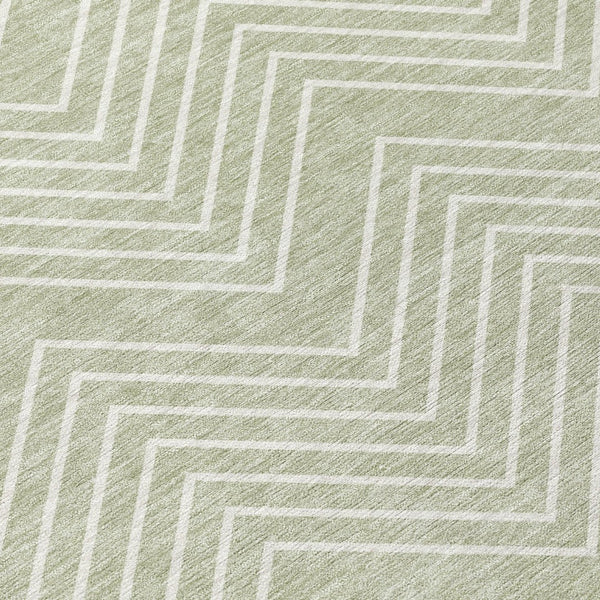 HomeRoots 8' Lime Green and Ivory Round Geometric Area Rug - Stylish, Washable, Durable for Indoor & Outdoor Use! 690089