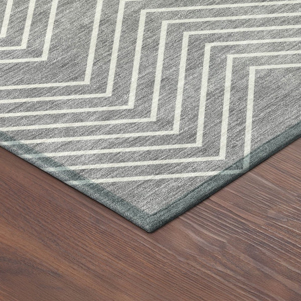 HomeRoots 8' Gray and Ivory Round Geometric Rug - Stylish, Washable, Heavy-Duty for Indoor/Outdoor Spaces! 690095