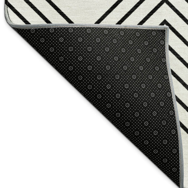 HomeRoots 8' Ivory and Black Round Geometric Area Rug - Washable, Durable, Stylish for Indoor & Outdoor Use 690101