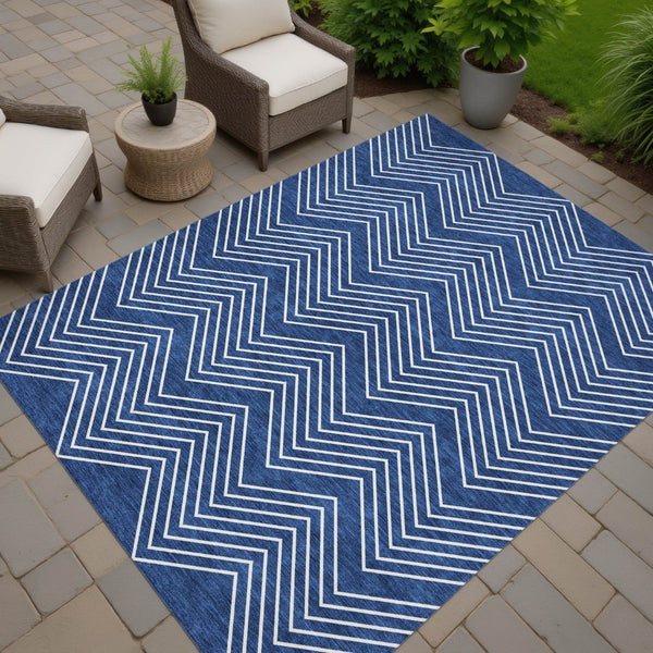 HomeRoots 5' X 8' Navy Blue Geometric Indoor Outdoor Area Rug – Stylish, Washable, Durable for Busy Spaces 690106