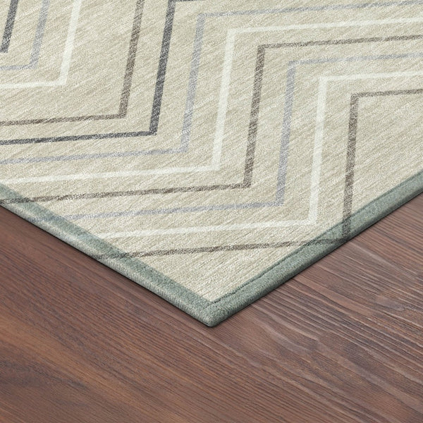 HomeRoots 8' Versatile Beige, Ivory & Gray Round Geometric Area Rug – Washable for Indoor/Outdoor Use! 690113