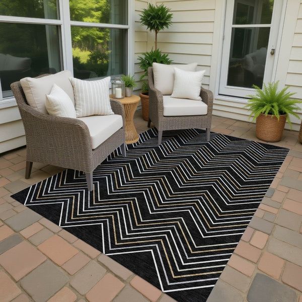 HomeRoots 5' Modern Geometric Black Ivory and Copper Area Rug – Washable Indoor/Outdoor, Durable & Stylish! 690118
