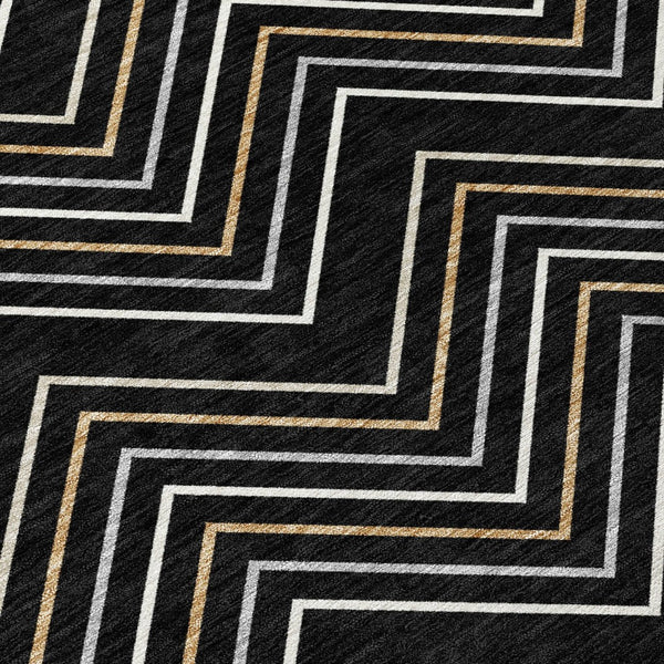 HomeRoots 8' Black, Ivory & Copper Round Area Rug - Stylish, Washable, Durable for Indoor & Outdoor Spaces 690119
